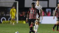 Arboleda se isola entre estrangeiros com mais jogos pelo São Paulo