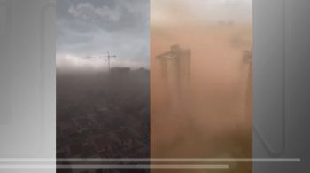 Prefeitura da capital amazonense precisou acionar equipes da Defesa Civil e do Corpo de Bombeiros para atender ocorrências de destelhamento de casas causados pelos fortes ventos