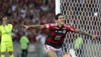 Flamengo domina Palmeiras e volta à briga pelo título do Brasileirão