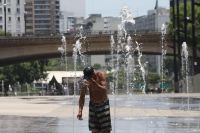 Durante onda de calor, não teremos pancadas de chuva para refrescar, diz meteorologista