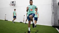 Diniz muda defesa e ataque da Seleção Brasileira para clássico com a Argentina; veja escalação