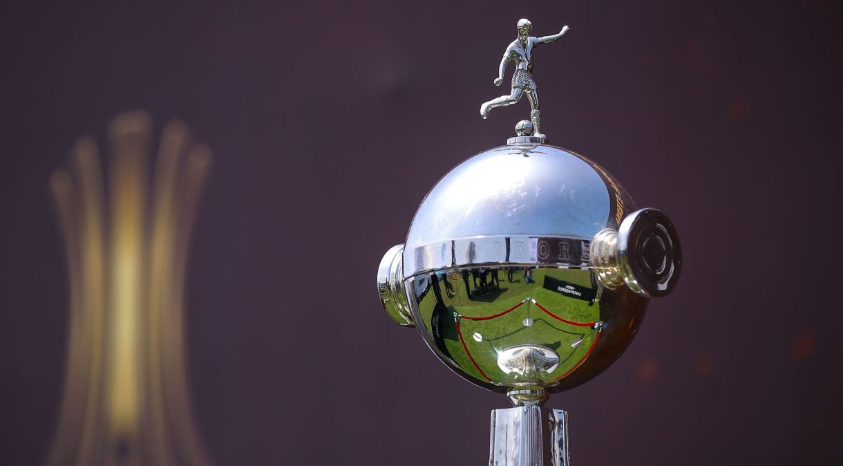 Taça da Libertadores, que será entregue ao campeão no sábado (4), no Maracanã