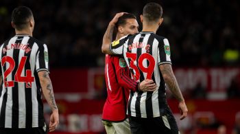 Red Devils foram atropelados em casa pelo Newcastle, enquanto Gunners perderam para o West Ham