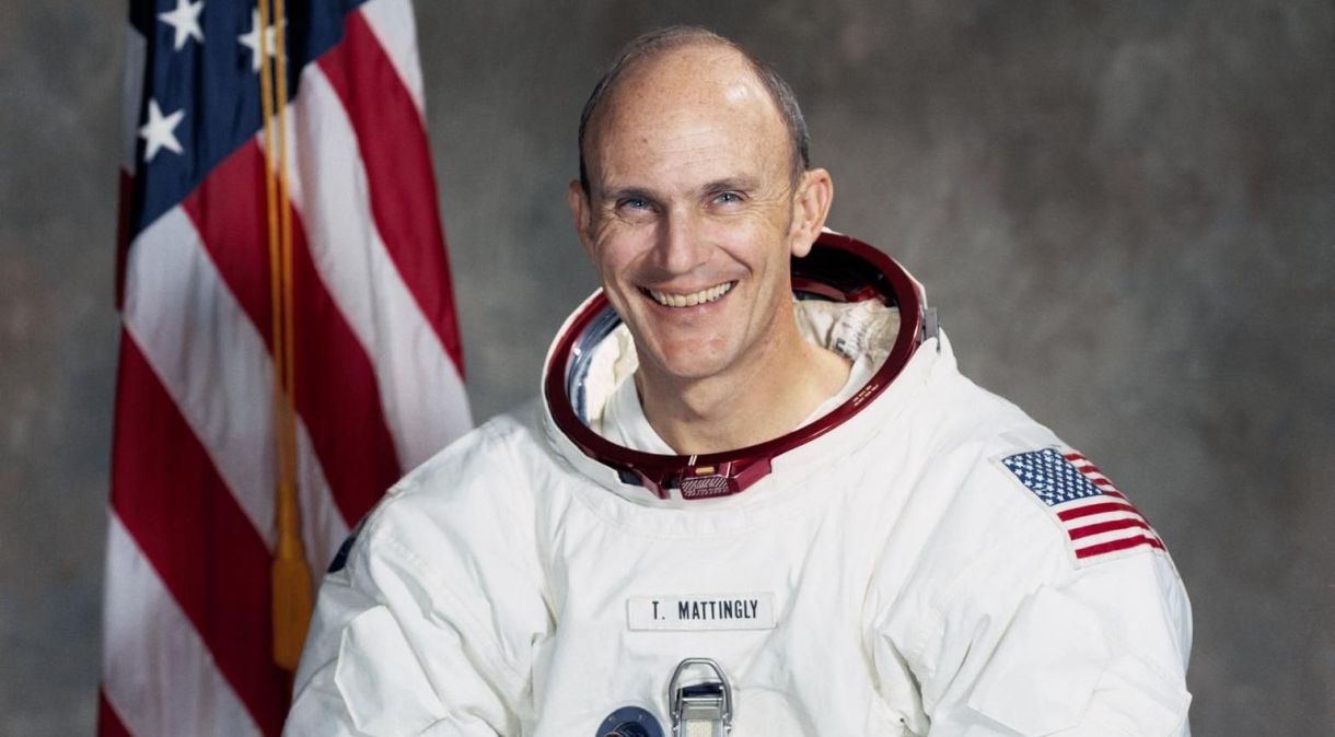 O astronauta das missões Apollo da Nasa, Thomas K. Mattingly II