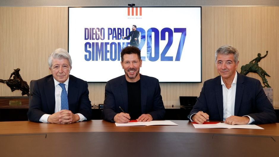 Simeone renova contrato por quatro anos