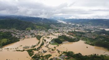 Comportas da Barragem Oeste, no município de Taió, foram fechadas para diminuir a vazão dos rios à jusante antes da chegada dos temporais previstos