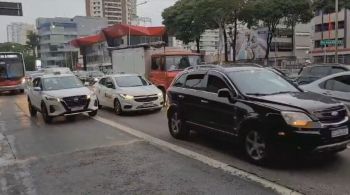 Rodízio de veículos foi suspenso na capital paulista durante todo o dia