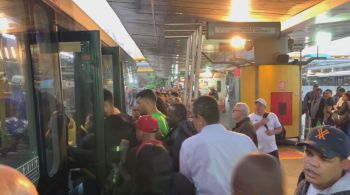 Operações do Metrô e CPTM estão parcialmente suspensas durante paralisação de metroviários e ferroviários de São Paulo
