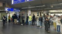 Sem vagas em abrigos, afegãos voltam a acampar no Aeroporto de Guarulhos