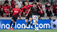 Vasco segura Athletico-PR na Ligga Arena e segue fora do Z4 do Brasileirão