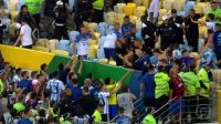 Pancadaria no Maracanã atrasa Brasil x Argentina; jogadores pedem calma