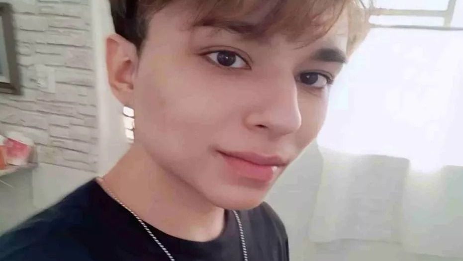 Gabriel Mongenot Santana Milhomem Santos, de 25 anos, foi morto a facadas durante um assalto, na Praia de Copacabana