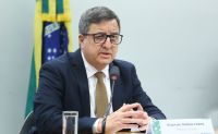 Relator da LDO descarta emenda que atenuaria cortes em 2024 e impõe dilema ao governo