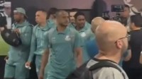 Provocação? Palmeiras deixa estádio com funk e causa tumulto; assista