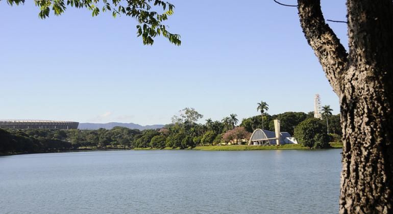 Vista da Lagoa da Pampulha, em Belo Horizonte (MG)