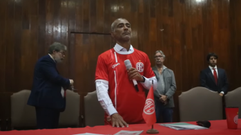 Romário terá mandato de três anos e prometeu uma nova sede para o clube, quitar dívidas e o acesso para a primeira divisão do Cariocão, em 2024