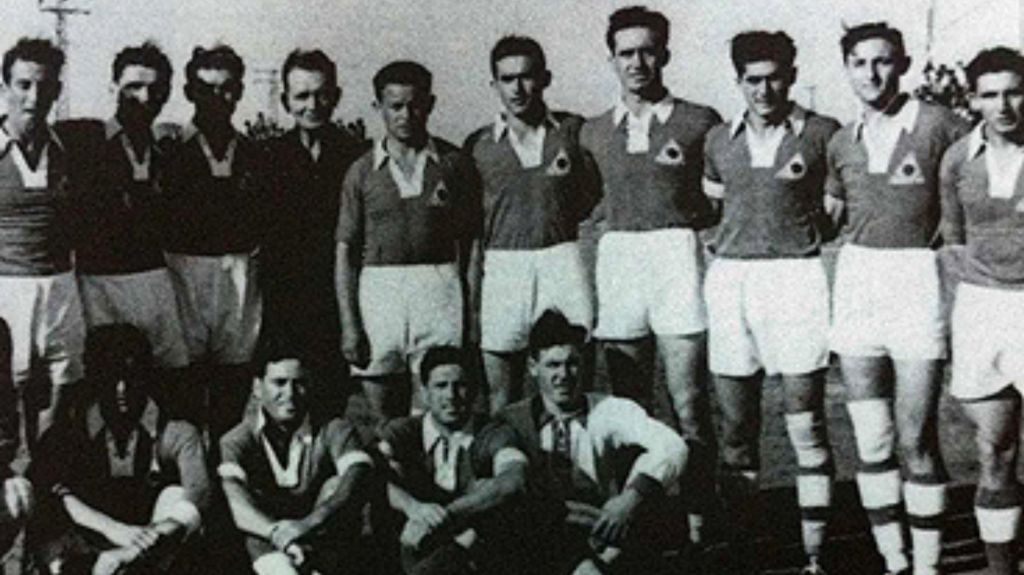 Seleção da Palestina posa para foto antes de amistoso contra o Líbano, em Tel Aviv, em 1940