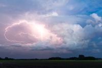 Temporais devem atingir o Sul do Brasil neste domingo (12), diz Inmet