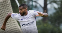 Cruzeiro recebe proposta de empréstimo pelo atacante Wesley