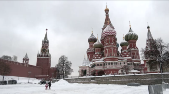 Aeroportos da Rússia tiveram que adiar ou cancelar os voos por causa do mau tempo