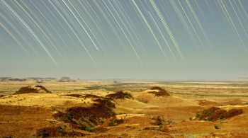 Pesquisadores analisaram os efeitos da queda de asteroides, das erupções vulcânicas, da alteração da temperatura do planeta e da ação humana ao longo das eras