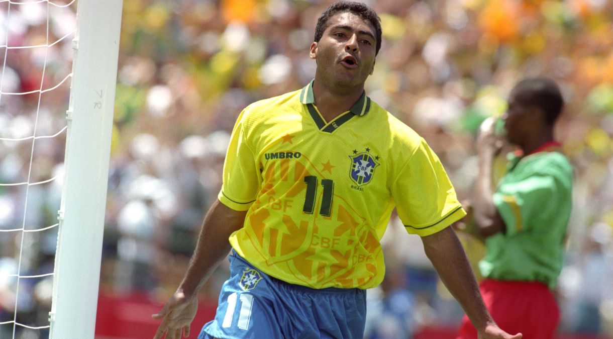 Romário comemora gol contra Camarões na Copa do Mundo de 1994