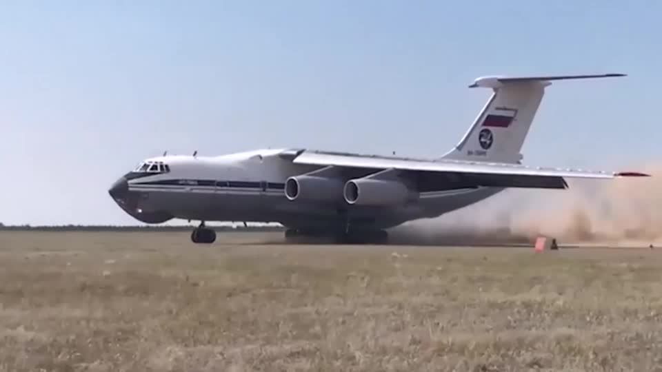 Avião IL-76 semelhante ao que caiu na região russa de Belgorod