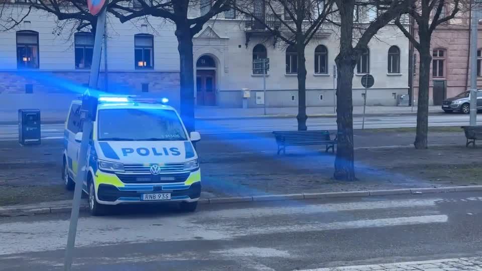 Polícia detona objeto encontrado em frente à embaixada de Israel na Suécia