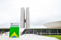 Nem 8 de janeiro faz governistas superarem impacto de bolsonaristas nas redes, mostra levantamento