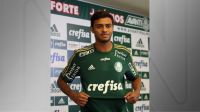 Ex-jogador do Palmeiras, Cleiton Xavier é preso por não pagar pensão alimentícia