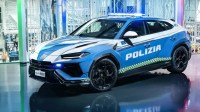 Polícia da Itália incorpora SUV de R$ 4,3 milhões da Lamborghini à frota