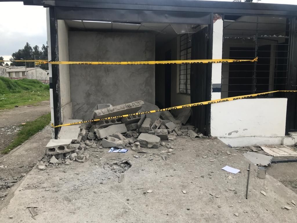 Unidade de Polícia Comunitária sofreu ataque com explosivo em Quito, no Equador