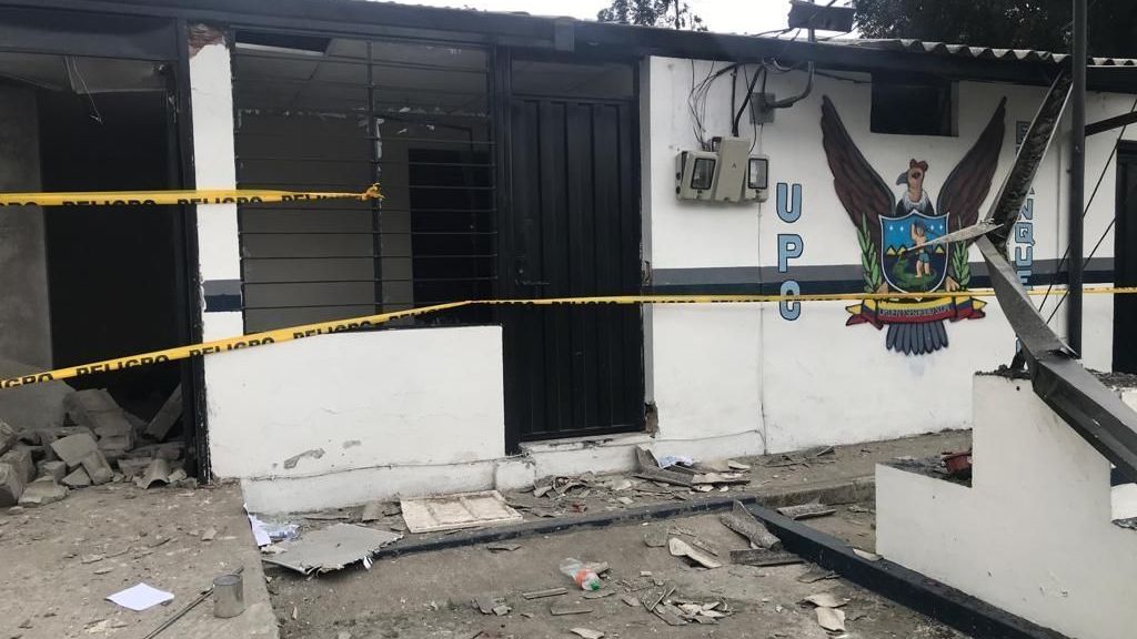 Unidade de Polícia Comunitária sofreu ataque com explosivo em Quito, no Equador