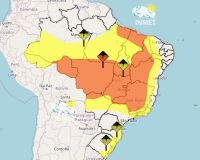 Inmet emite alerta de tempestades para 12 Estados e DF