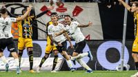 Maior campeão da Copinha, Corinthians vence e encara o Cruzeiro na final