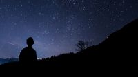 Calendário astronômico de fevereiro tem chuva de meteoros e passagem de cometa