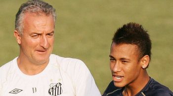 Em setembro de 2010, treinador foi demitido do Santos depois de bate-boca com o atacante