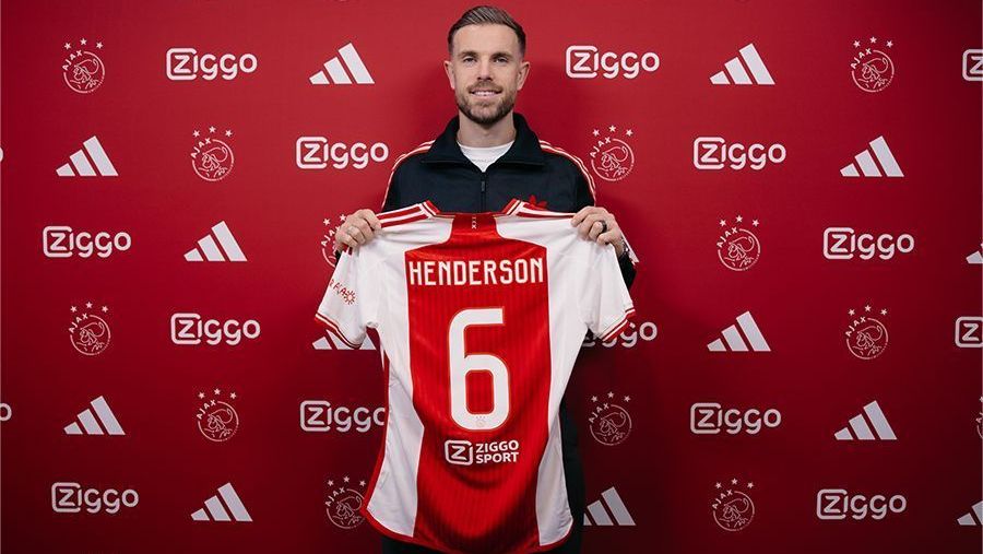 Jordan Henderson com a camisa de número 6 do Ajax, seu novo clube