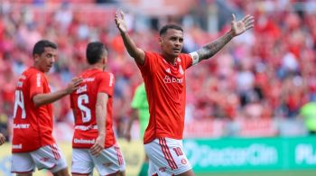 Time de Eduardo Coudet fez 3 a 0 no Beira-Rio e assumiu a ponta no Gauchão