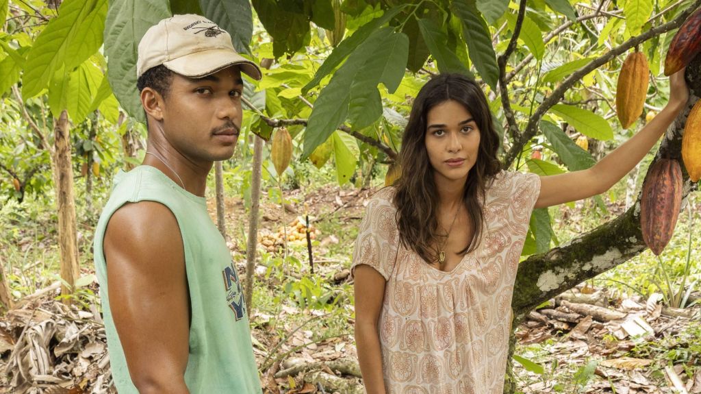 João Pedro (Juan Paiva) e Mariana (Theresa Fonseca)