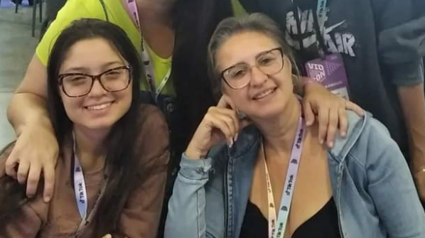 Luciana Santos e a filha, Letícia Ayumi, estão desaparecidas após helicóptero com destino a Ilhabela perder contato