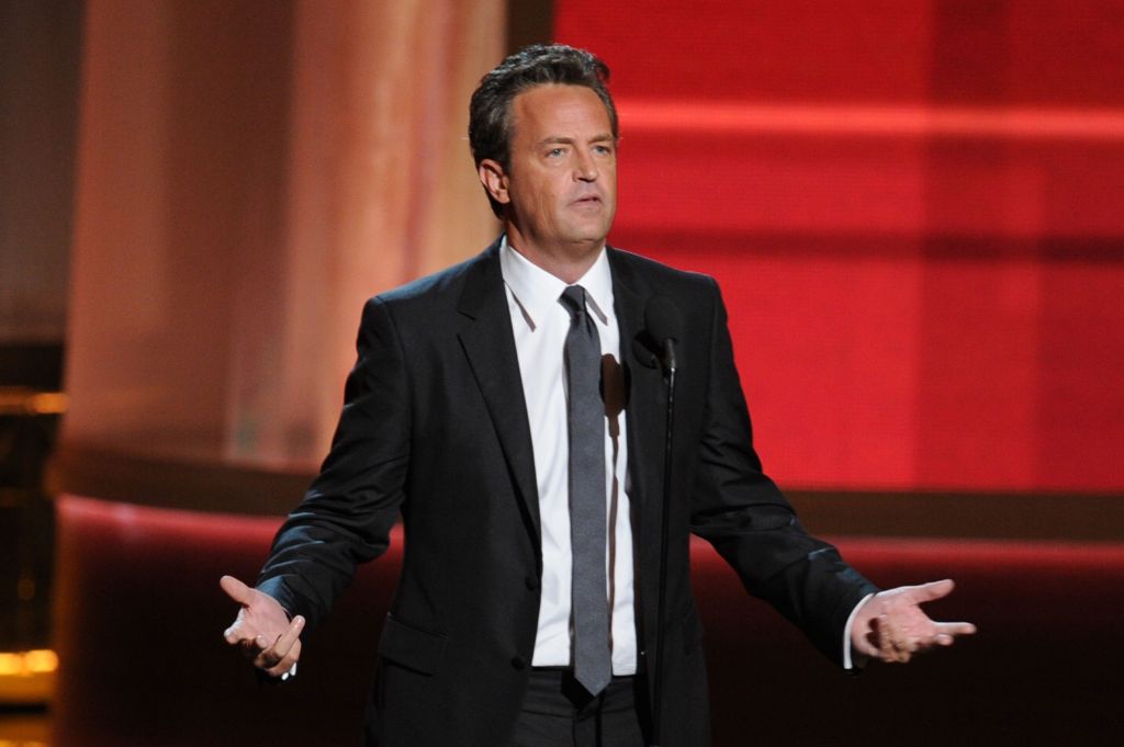 Ator Matthew Perry durante a 64ª edição do Emmy Awards em Los Angeles