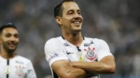 Ex-Cruzeiro e Corinthians, Rodriguinho anuncia aposentadoria