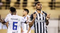 Santos pressiona, marca no fim e vence o Água Santa pelo Paulistão