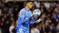 Fortaleza encaminha a compra do goleiro Santos, do Flamengo