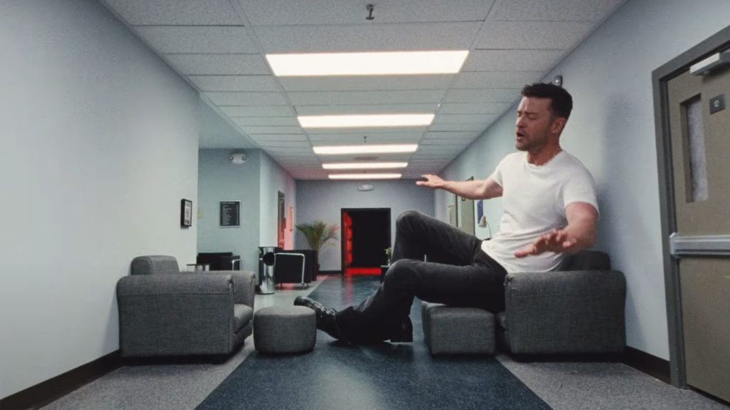 Justin Timberlake em videoclipe "Selfish"