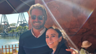 Tatá Werneck tieta "falso" Bradley Cooper nos EUA; veja vídeo