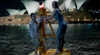Filme protagonizado por Sydney Sweeney e Glen Powell estreou nos cinemas em 25 de janeiro e foi sucesso mundial de bilheteria