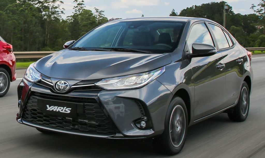 Toyota Yaris: sedã mais acessível automático na versão XL