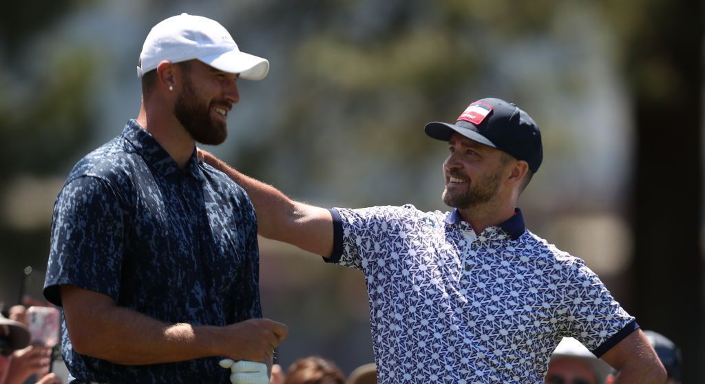 Travis Kelce e Justin Timberlake participam de campeonato de golfe; cantor revelou amizade com o namorado de Taylor Swift